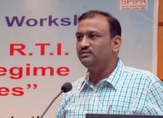 जिल्हा पालक सचिवांवर हक्कभंगाचा प्रस्ताव दाखल करून शिस्तभंगाची कारवाई करण्याची तुषार झेंडेपाटील यांची मागणी