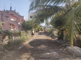 अतिक्रमनाच्या वादामुळे रस्त्याचे काम थांबविण्याची वेळ ;आदर्श गाव तक्रारवाडी येथील प्रकार