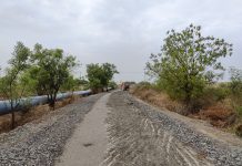 कुंभारगाव पोंधवडी पिंपळे रस्त्याचे काम अतिशय निकृष्ट दर्जाचे ; सार्वजनिक बांधकाम खात्याची कंत्राटदारावर मेहरबानी का ?नागरिकांचा सवाल