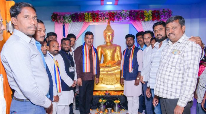 भिगवण स्टेशन येथे भगवान गौतम बुद्धांची मूर्ती स्थापना ; पंचशील सेवा संघाचा उपक्रम