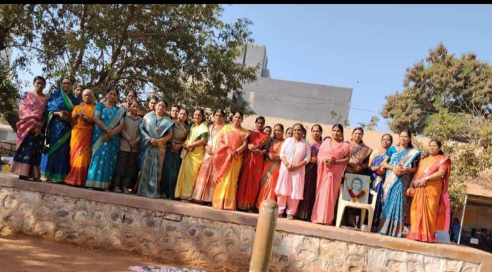 तक्रारवाडी ग्रामस्थ आणि ग्रामपंचायतीच्या वतीने कर्तृत्ववान महिलांचा सन्मान ; जागतिक महिला दिनी स्तुत्य उपक्रम.