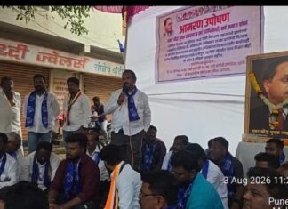 भिगवणमध्ये डॉ. बाबासाहेब आंबेडकर यांच्या प्रतिमेच्या अवमानावरून तीव्र संताप; अमर बौद्ध संघटनेचे आमरण उपोषण, भिगवण बंदला शंभर टक्के प्रतिसाद